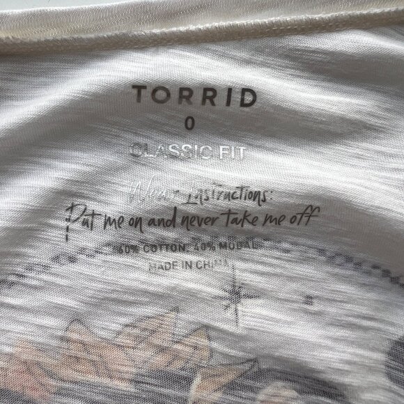 Torrid White Graphic Pullover Top w/ Sunflower Print - Come As You Are - Size 0 - Picture 7 of 9